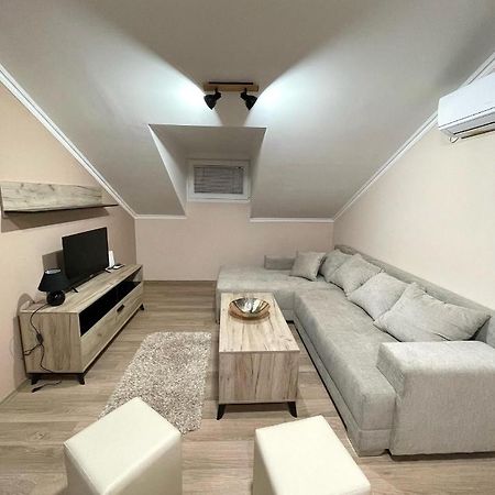Vivko Apartments Veliko Gradište Exteriér fotografie